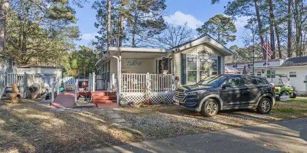 613 5th Ave. S