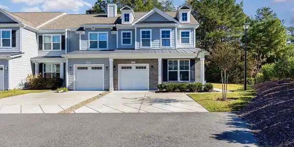 2400 Kings Bay Dr.