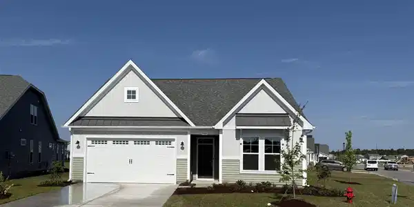546 Banna Arch Loop