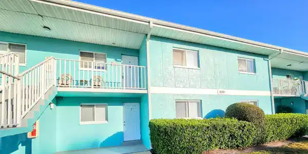 1200 5th Ave. N