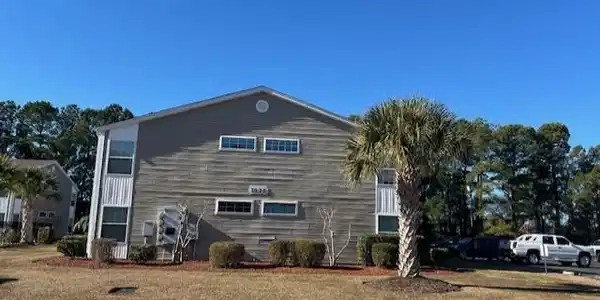 1925 Bent Grass Dr.