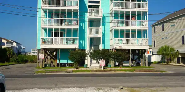 214 30th Ave. N