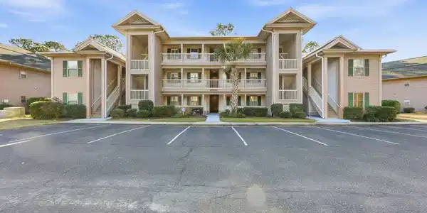 448 Pinehurst Ln.