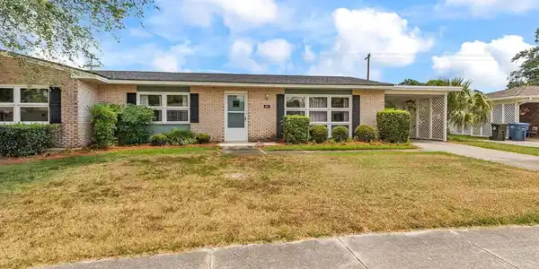 680 Pelican Ave.