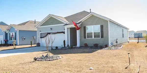 3193 Bell's Lake Circle