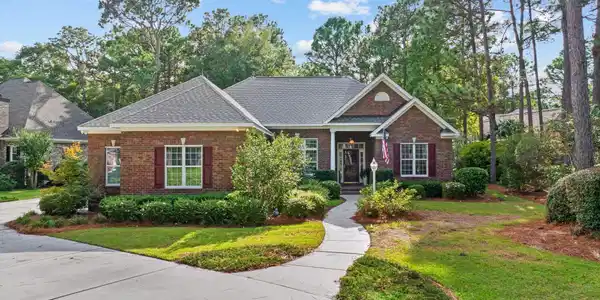 23 Gleneagle Ln.