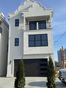 301A Flagg St.