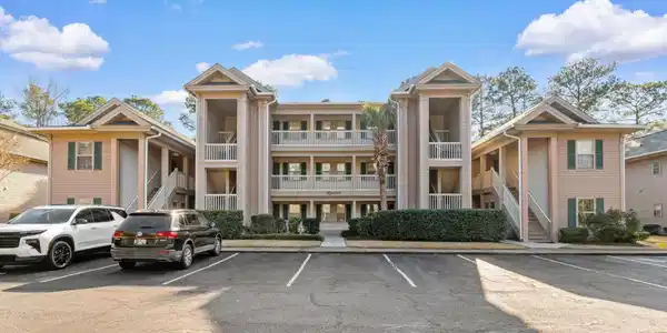 366 Pinehurst Ln.