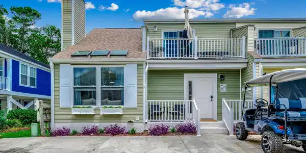 310 Lakeside Dr.
