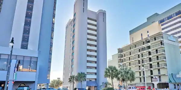 2106 N Ocean Blvd. N