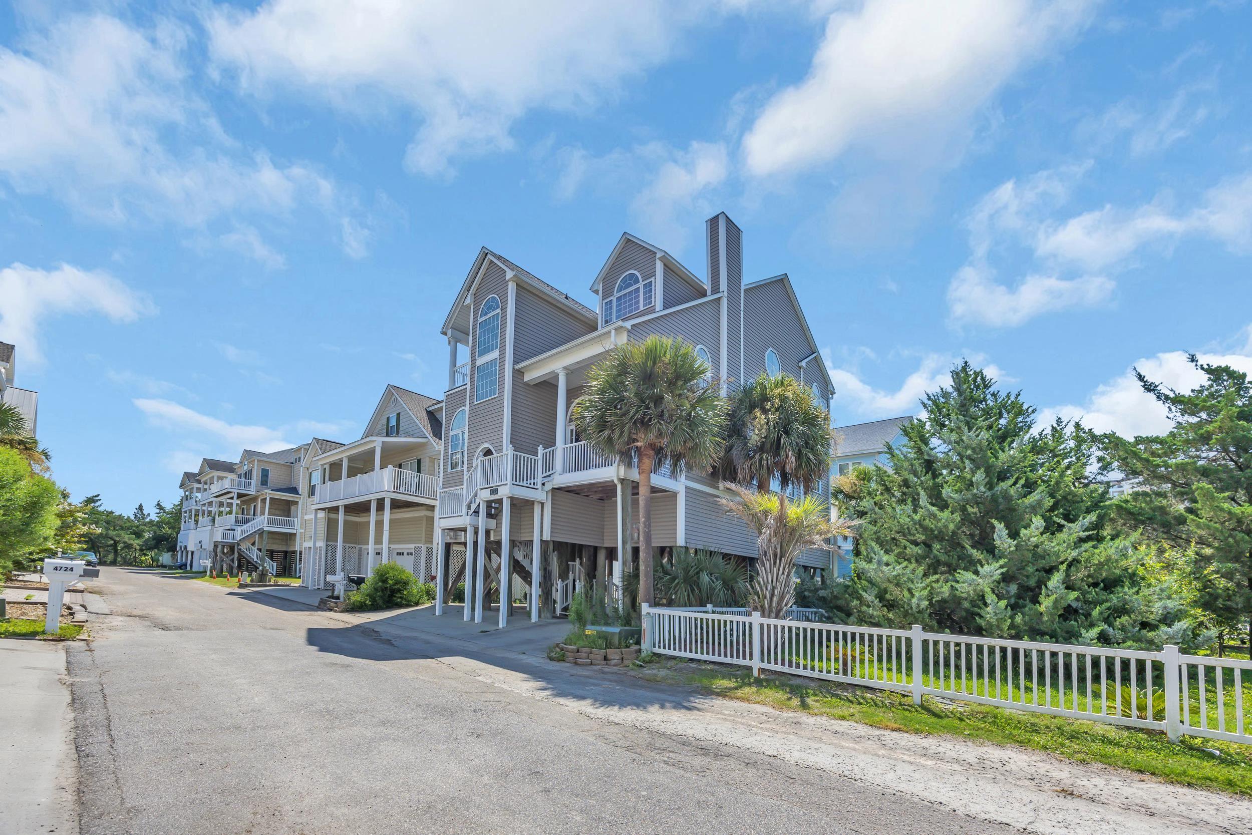 Image 4: View of apartment building / complex