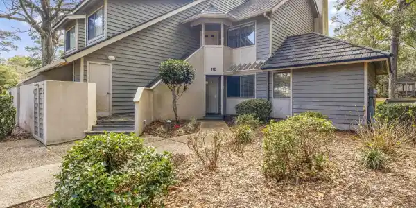 110 Hartland Dr.