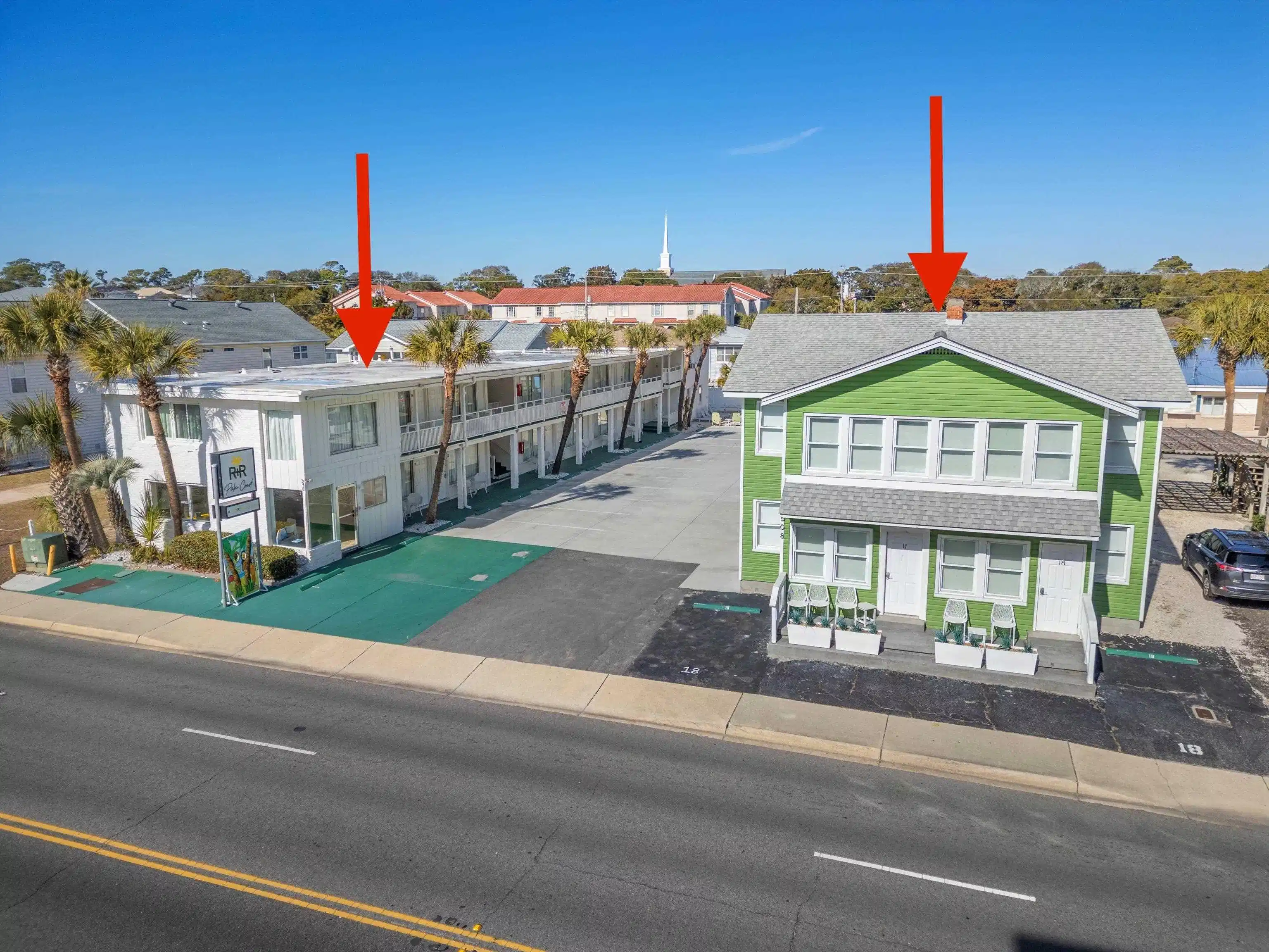 Image 1: Two side-by-side properties offered together as a