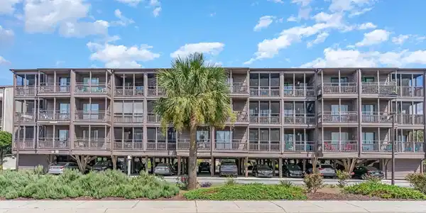207 N Ocean Blvd.