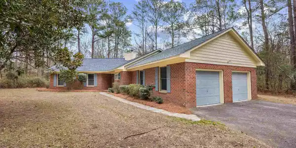 437 Deer Run Ave.