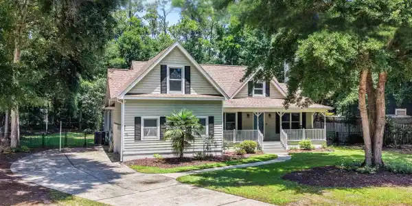 196 Old Cedar Loop