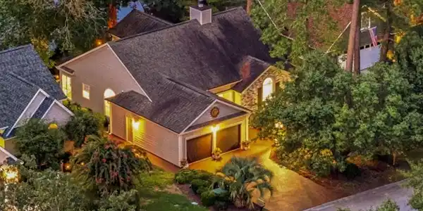 2488 Glen Dr.