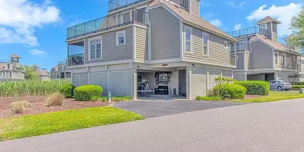 1662 Harbor Dr.
