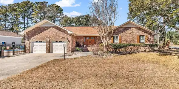 512 N Myrtle Dr.