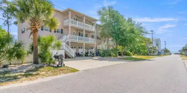 400 25th Ave. S