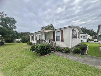 54 Crooked Island Circle