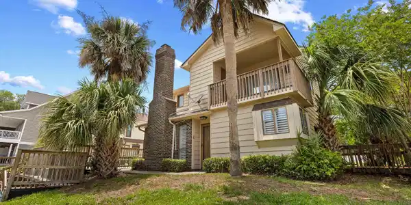 922 Perrin Dr.