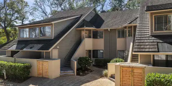 305 Myrtlewood Ct.