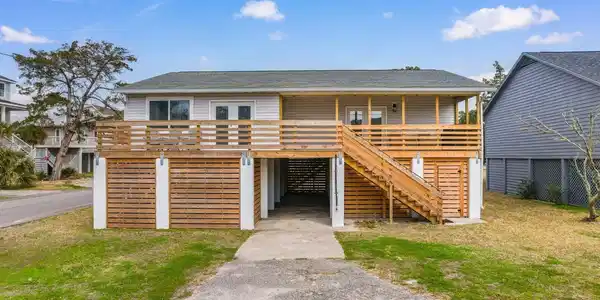 406 47th Ave. S