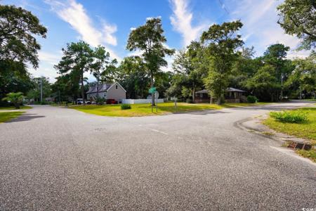 385 2nd Ave. S