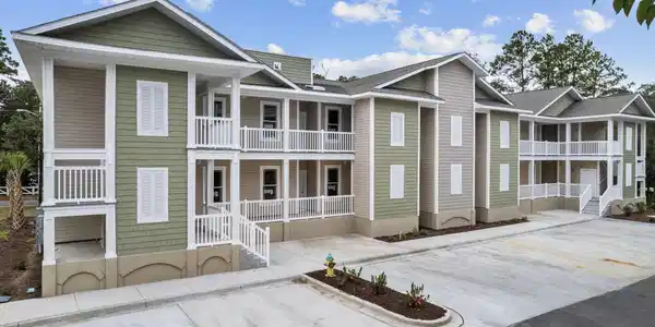 627 Bonaventure Dr.