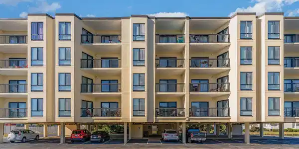 1915 N Ocean Blvd.