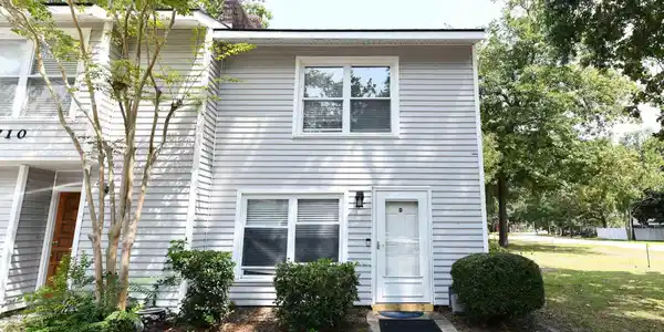 710 1st Ave. N