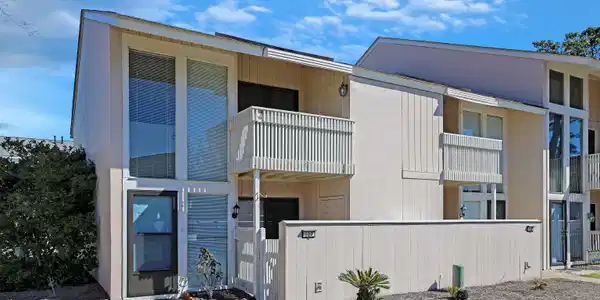 1000 11th Ave. N