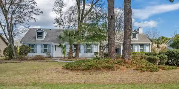 1806 Platt Blvd.