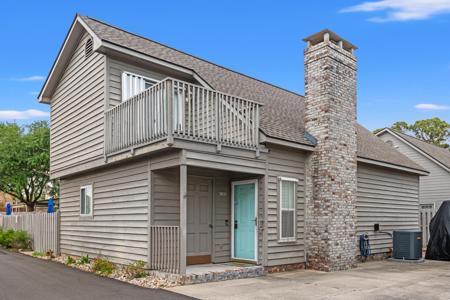 1708 B Edge Dr.