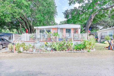 320 Clam Shell Circle