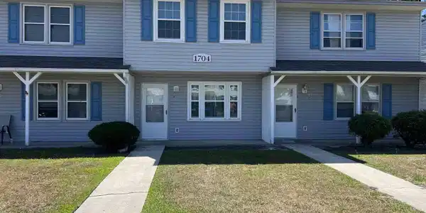 1704 Fawn Vista Dr. N