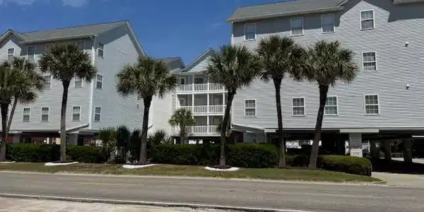 6103 N Ocean Blvd.