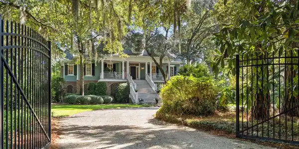 232 Lantana Circle