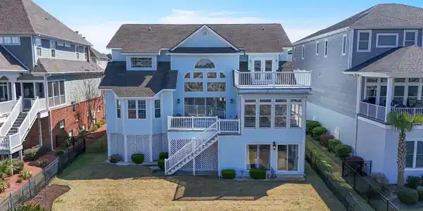 1605 Waterway Dr.