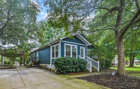 195 Hawks Nest Circle