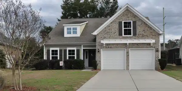 209 Lansdowne Ct.