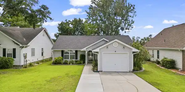 1931 Tree Circle