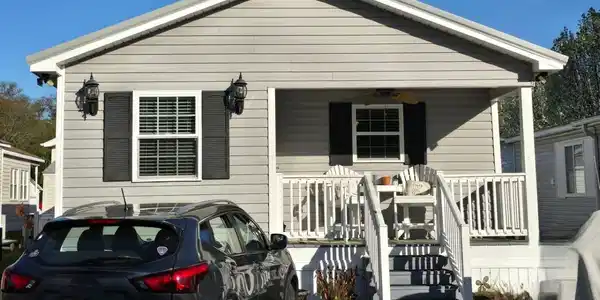 5400 Little River Neck Rd.