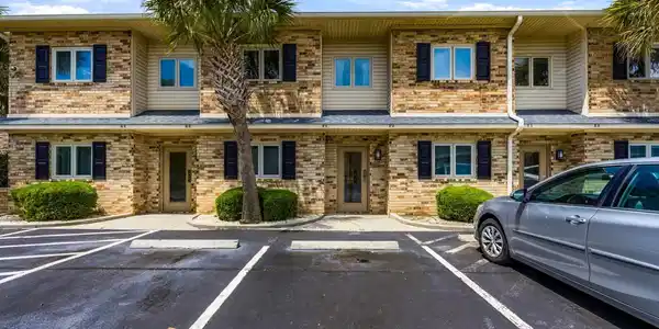 202 Double Eagle Dr.
