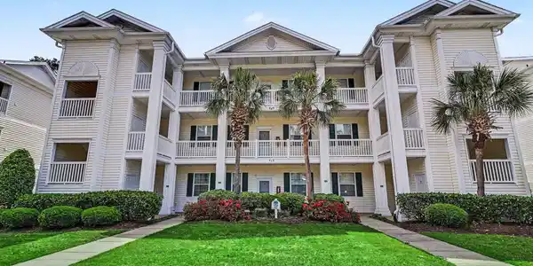 646 River Oaks Dr.
