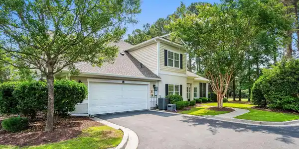 2450 Marsh Glen Dr.