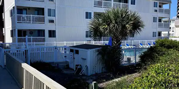 9600 Shore Dr.