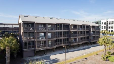 207 N Ocean Blvd.