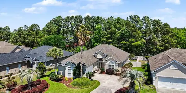 1416 Saint Thomas Circle